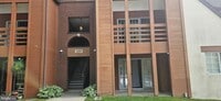 Building Photo - 4954 Columbia Rd