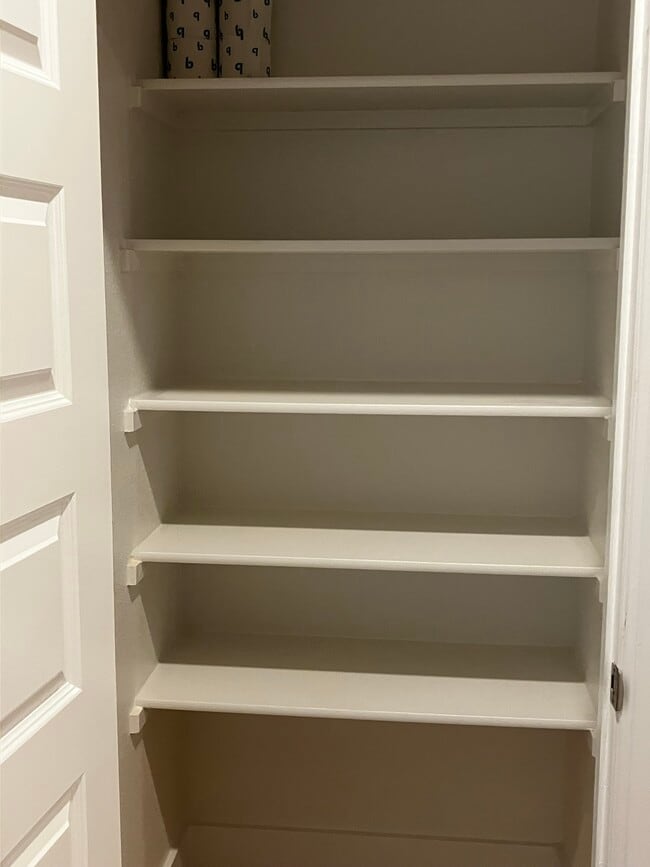 Building Photo - 522 Winners Cir