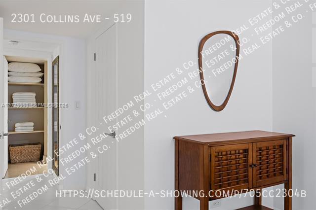 Building Photo - 2301 Collins Ave