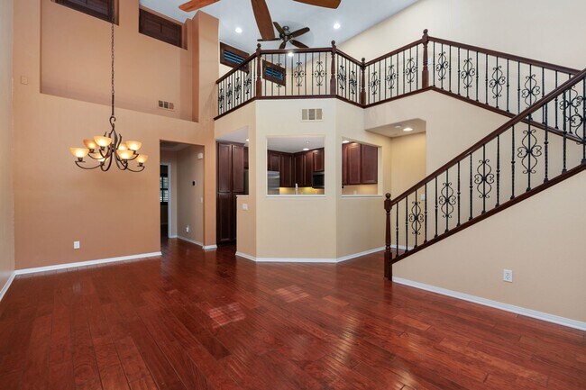 Building Photo - 10410 Duxbury Ln