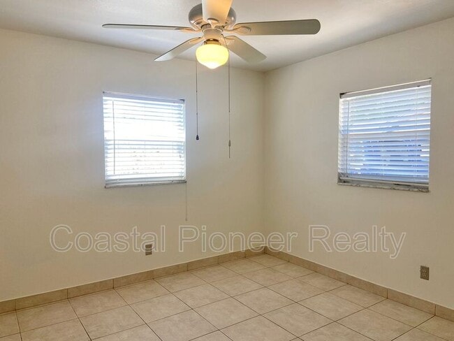 Building Photo - 7306 Kingsbury Cir