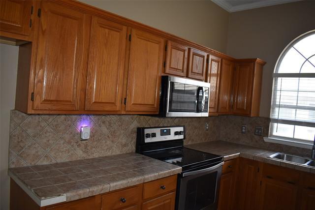 Building Photo - 4207 Sarasota Ln