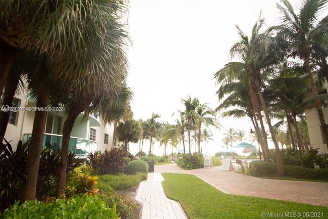 Building Photo - 3801 Ocean Dr