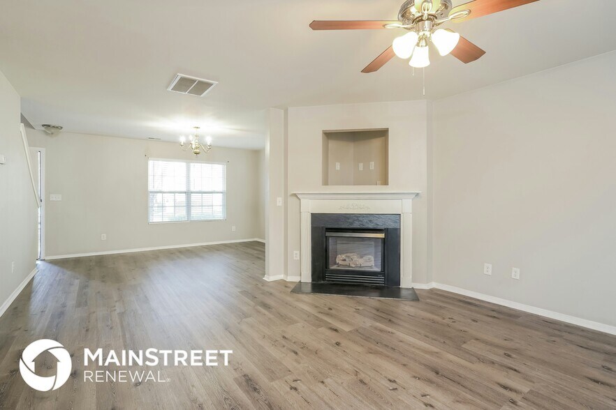 Building Photo - 4460 Westhill Pl