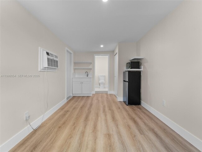 Building Photo - 7401 SW 38th St