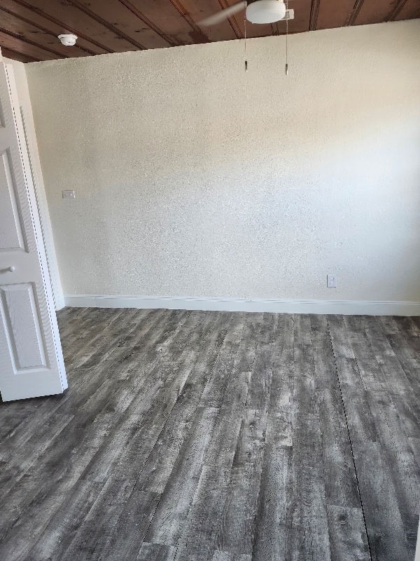 Building Photo - 1335 E Bay St