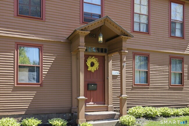 Building Photo - 883 Worthington Ridge