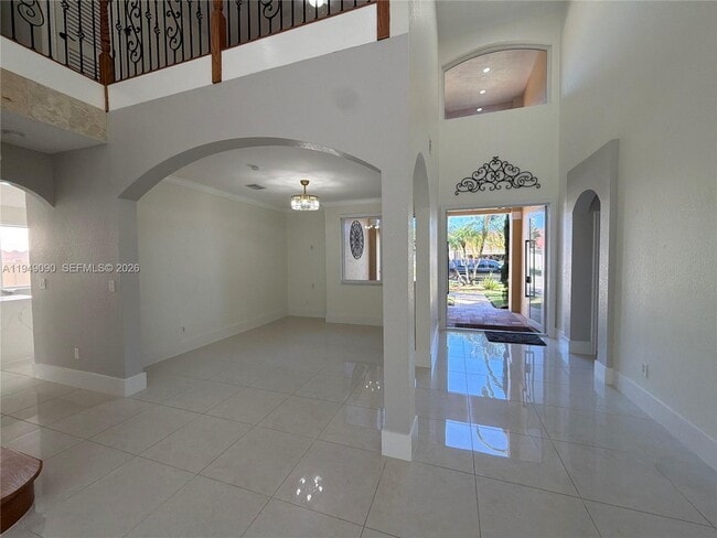 Building Photo - 364 SW 188th Ave