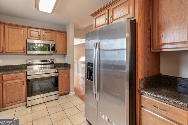 Building Photo - 705 Oxford Crest Ct NW