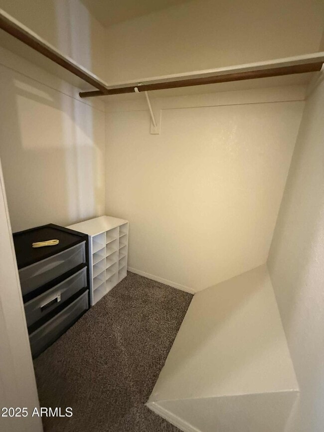 Building Photo - 510 N Alma School Rd