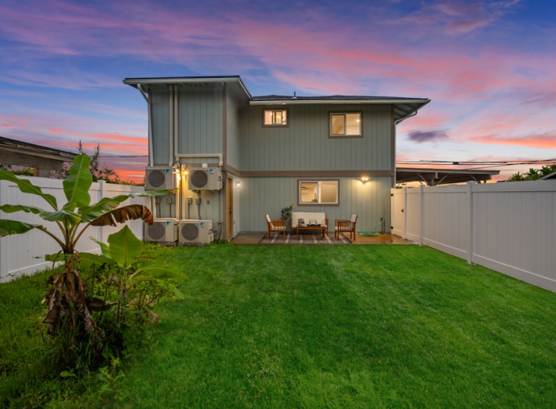 Building Photo - 1576 California Ave