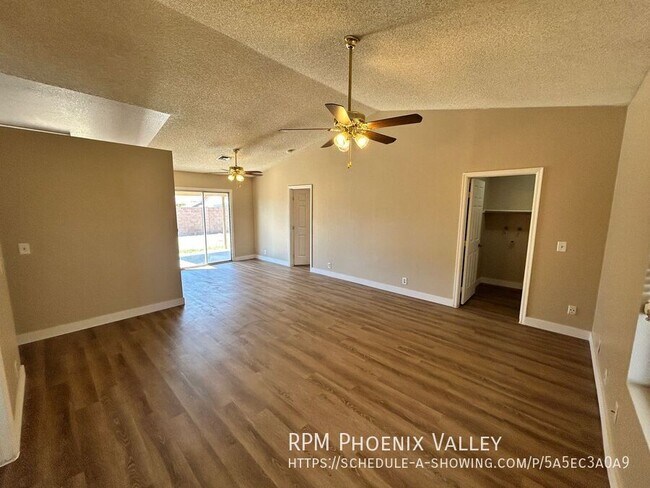 Building Photo - 6361 W Onyx Ave