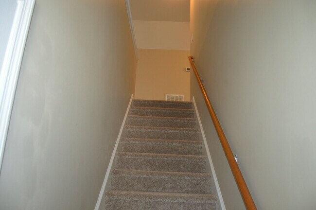 Building Photo - 60 Cobblestone Dr