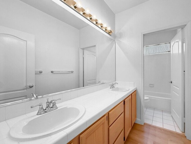 Building Photo - Stunning 3B/2BA House in Carlsbad!