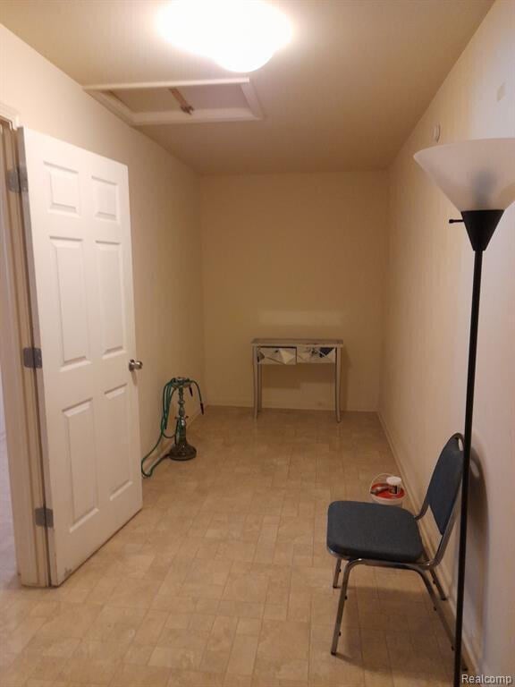 Building Photo - 14474 Shadywood Dr