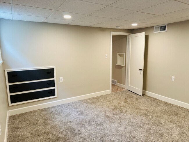 Building Photo - BRAND NEW REMODEL