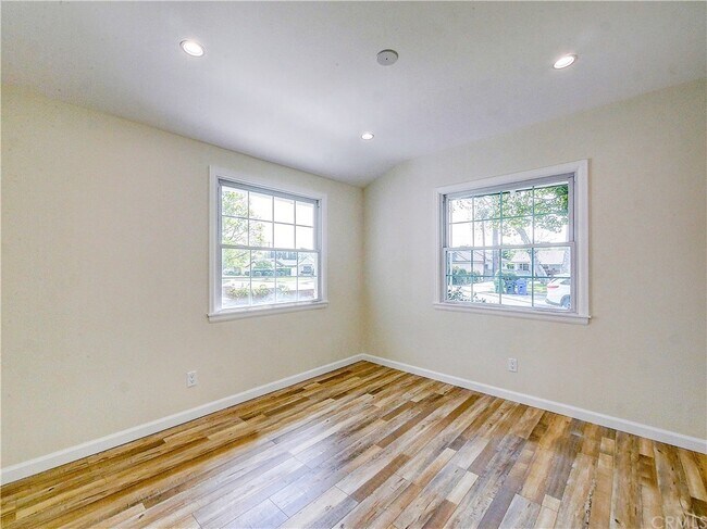 Building Photo - 15931 Tuba St