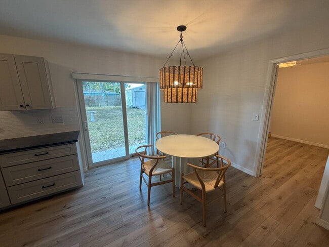 Building Photo - 1595 Adrian St