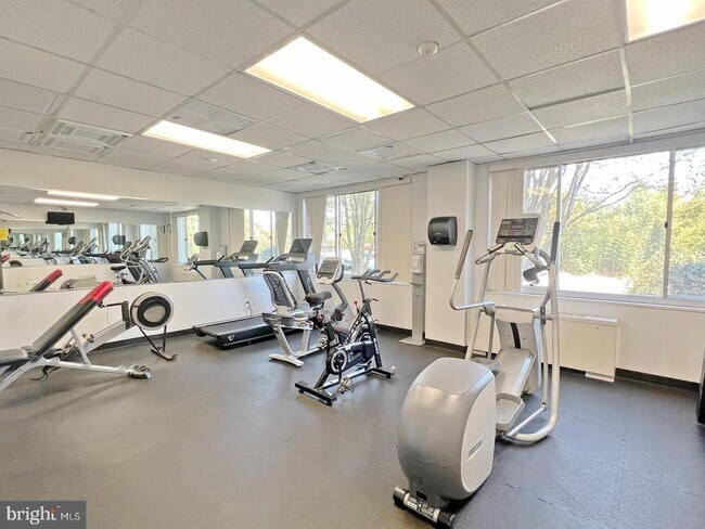 Building Photo - 11801 Rockville Pike