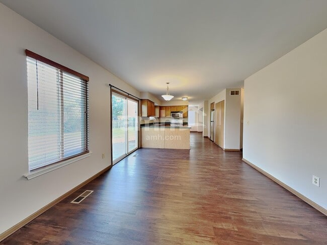 Building Photo - 21827 W Judith Ct