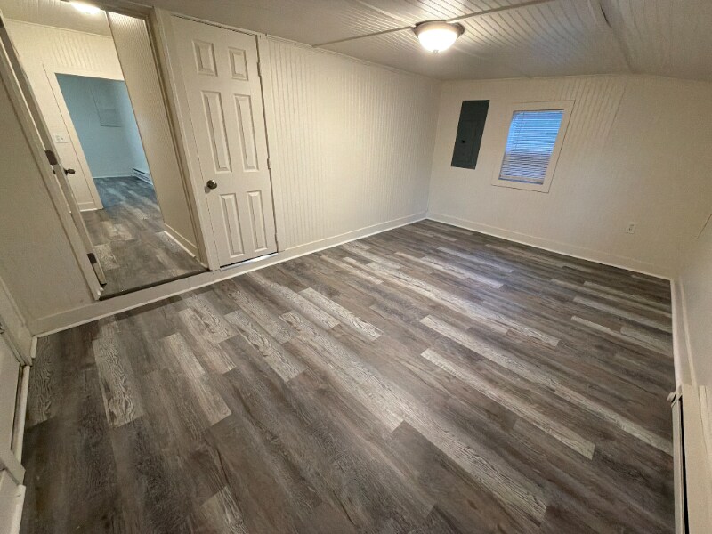 Building Photo - 18933 Main St