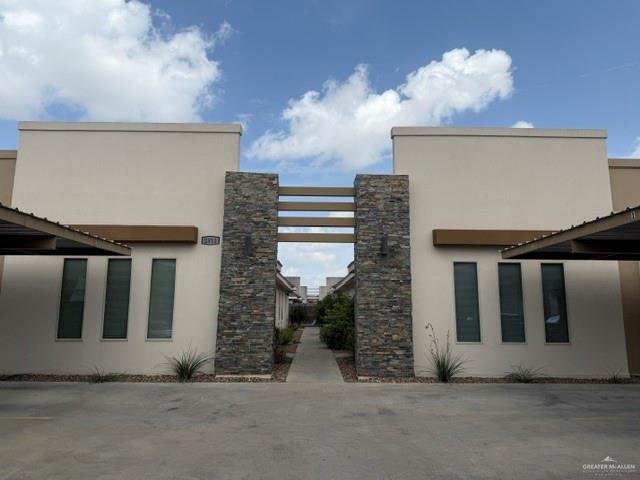 Building Photo - 2811 Javalina Ave