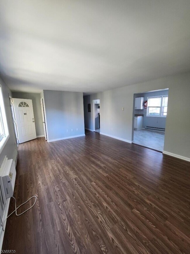 Primary Photo - 332 Richard Mine Rd