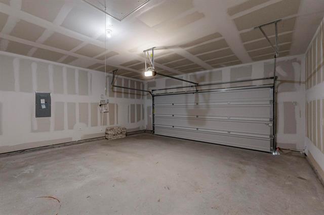 Building Photo - 353 Princewood Dr