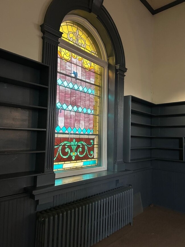 Building Photo - 624 Chestnut St