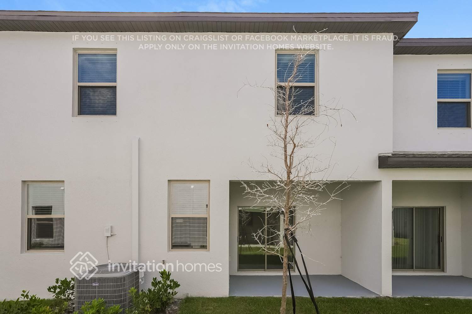 Building Photo - 2907 Coach Manors Way