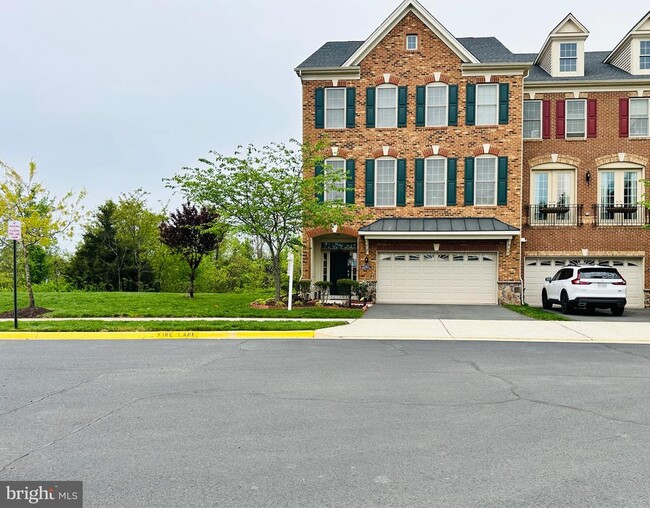 Primary Photo - 22611 Windsor Locks Square