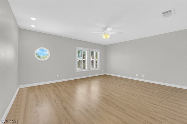 Building Photo - 8112 Tropic Isle Cir