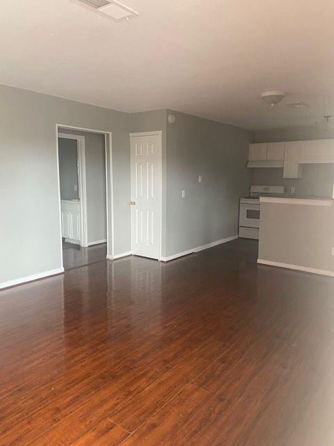 Building Photo - 3635 N MacGregor Way