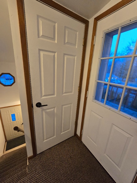 Building Photo - 800 W Walworth St