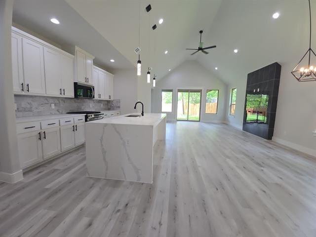 Building Photo - 1609 Sharon St