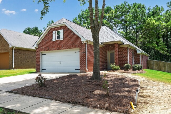 Building Photo - 265 Oxmoor Pl
