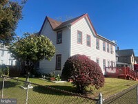 Building Photo - 301 N 8th St