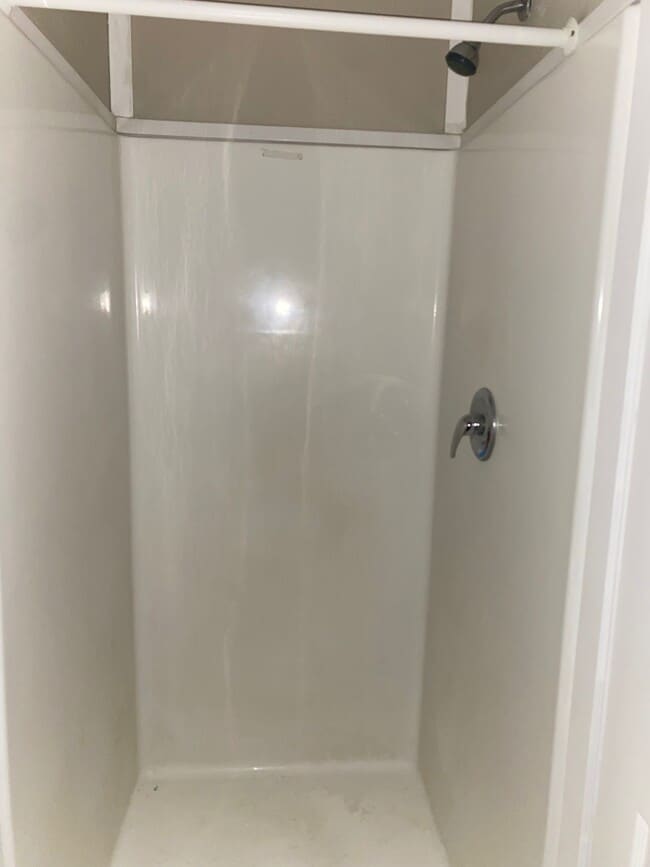 Building Photo - 8018 Grady Dr