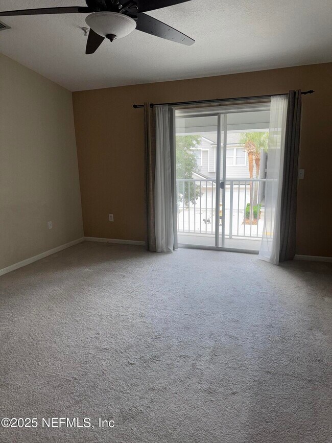 Building Photo - 7067 Deer Lodge Cir