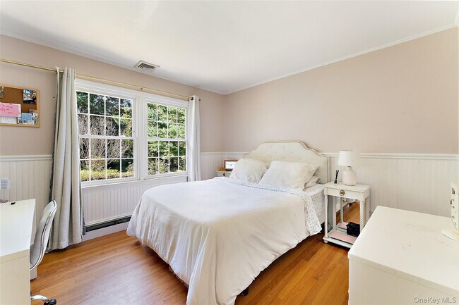 Building Photo - 14 Earlwood Dr