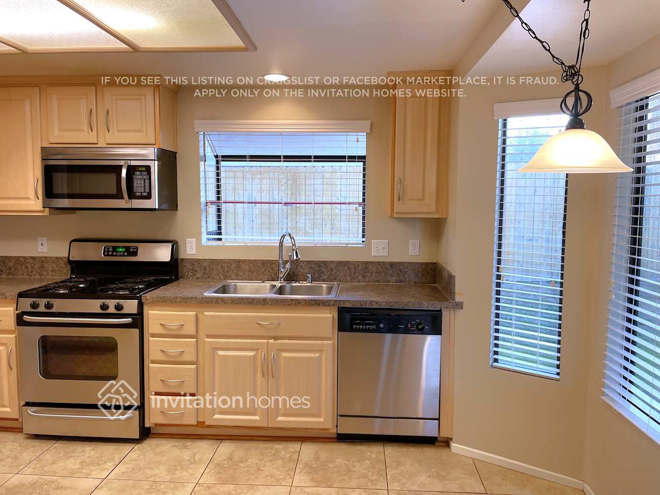 Building Photo - 33777 Northview Ln