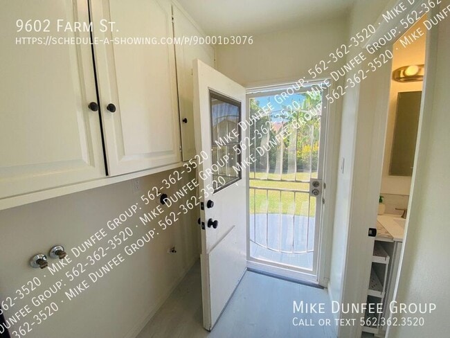 Building Photo - 9602 Farm St