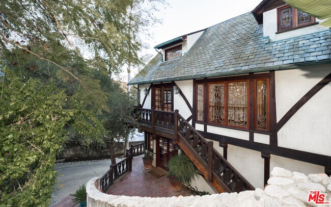 Building Photo - 10439 Seabury Ln