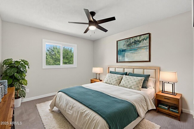 Building Photo - 1339 N 44th St