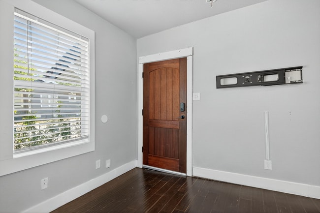 Building Photo - 1225 Michigan Ave