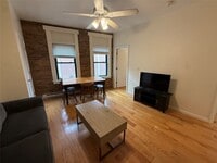 Building Photo - 25 Court St