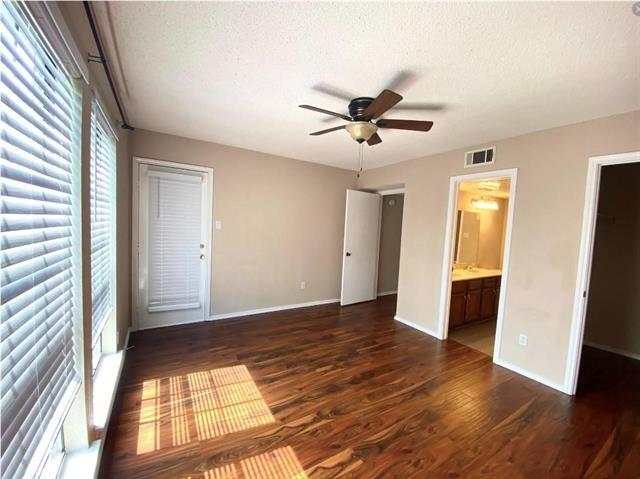 Building Photo - 3101 Townbluff Dr