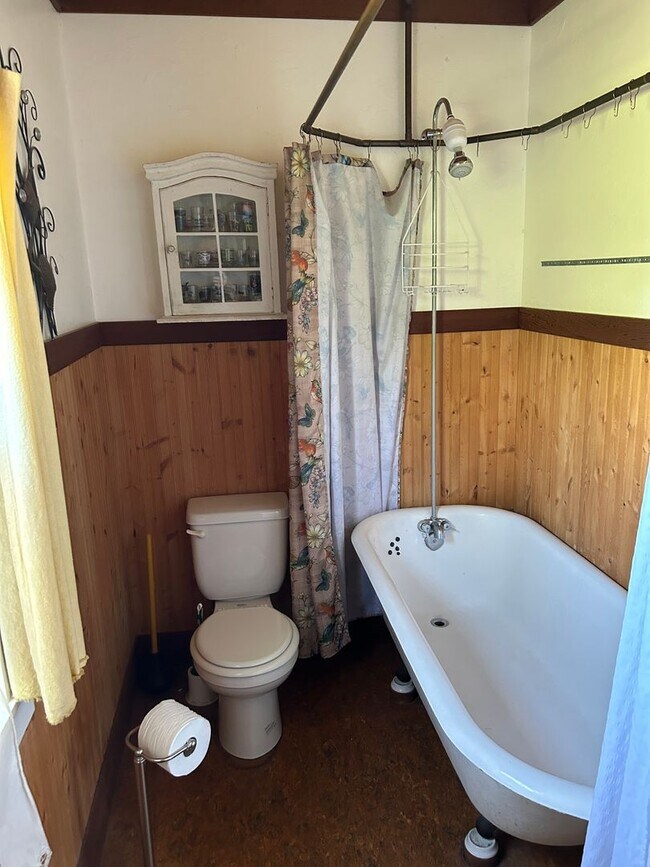 Building Photo - Charming 4-Bedroom Home Near Cal Poly Humb...