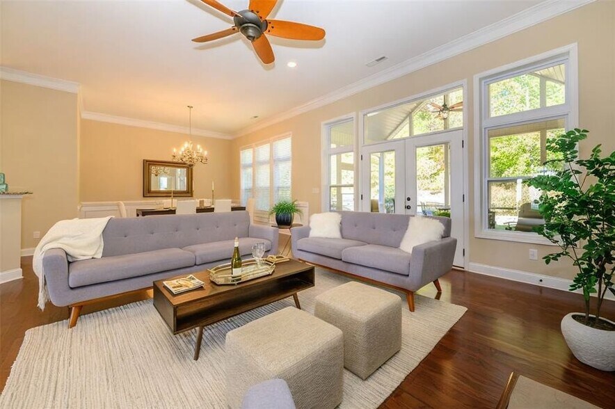 Building Photo - 4406 Carrington Dr