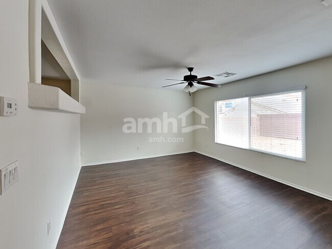 Building Photo - 7592 Mermaid Song Ct